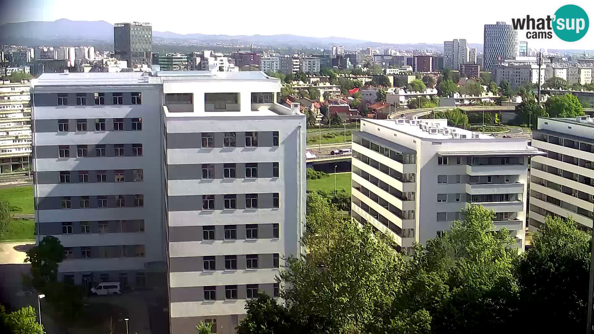 Krožišče Slavonske in Marin Držićeve ulice v Zagrebu v živo