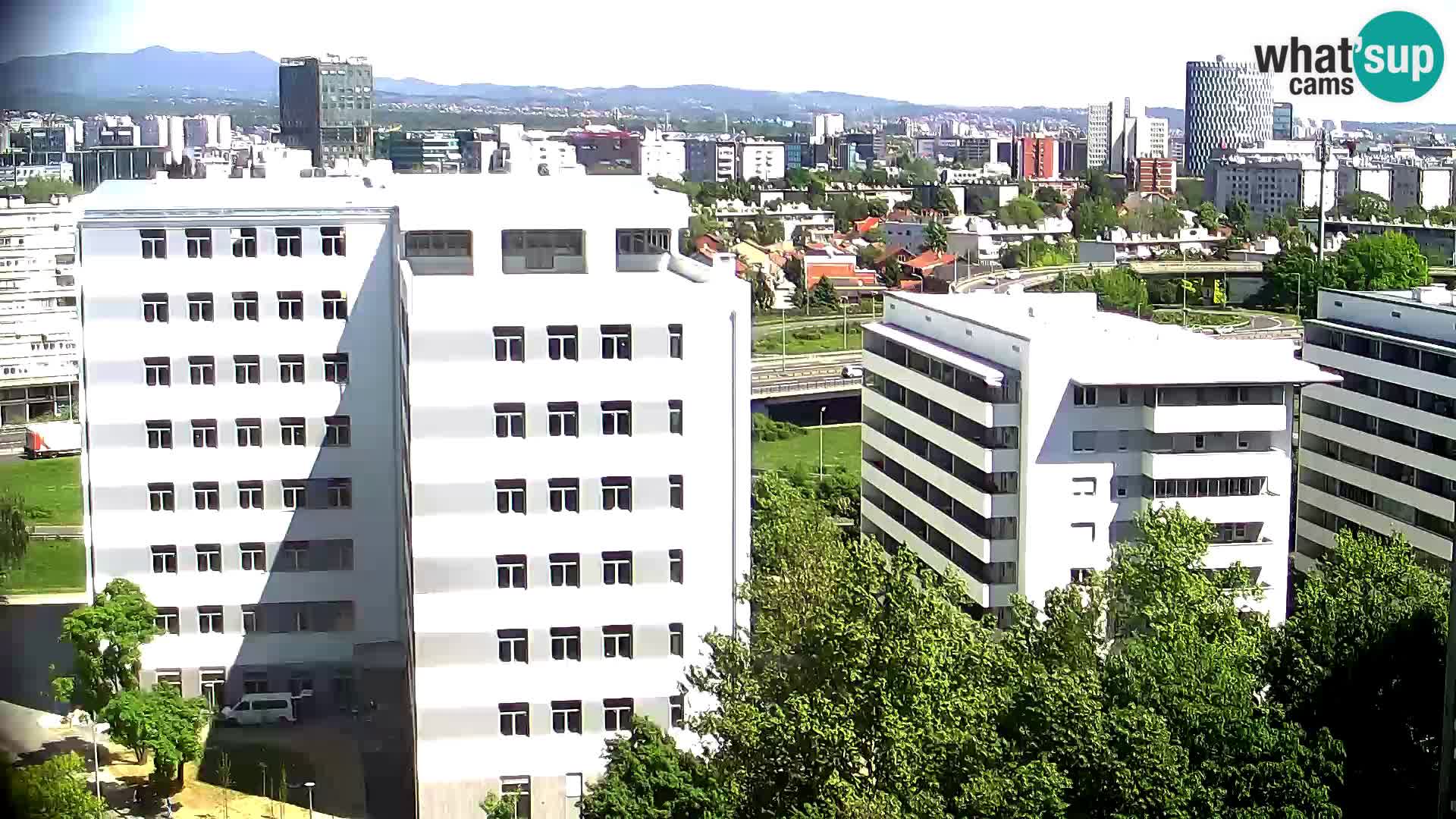 Web kamera Petlja Slavonska – Držićeva  – Zagreb Live