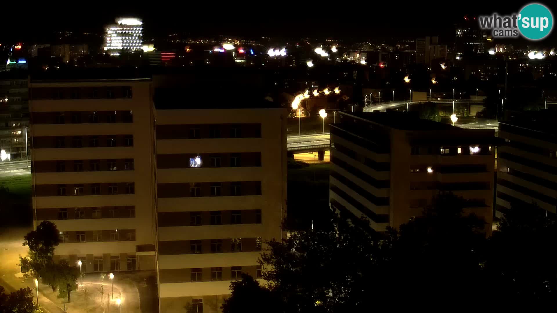 Krožišče Slavonske in Marin Držićeve ulice v Zagrebu v živo