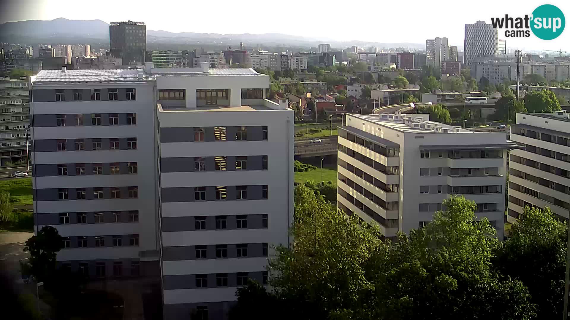 Live Interchange of Slavonska Avenue and Marin Držić Avenue in Zagreb webcam