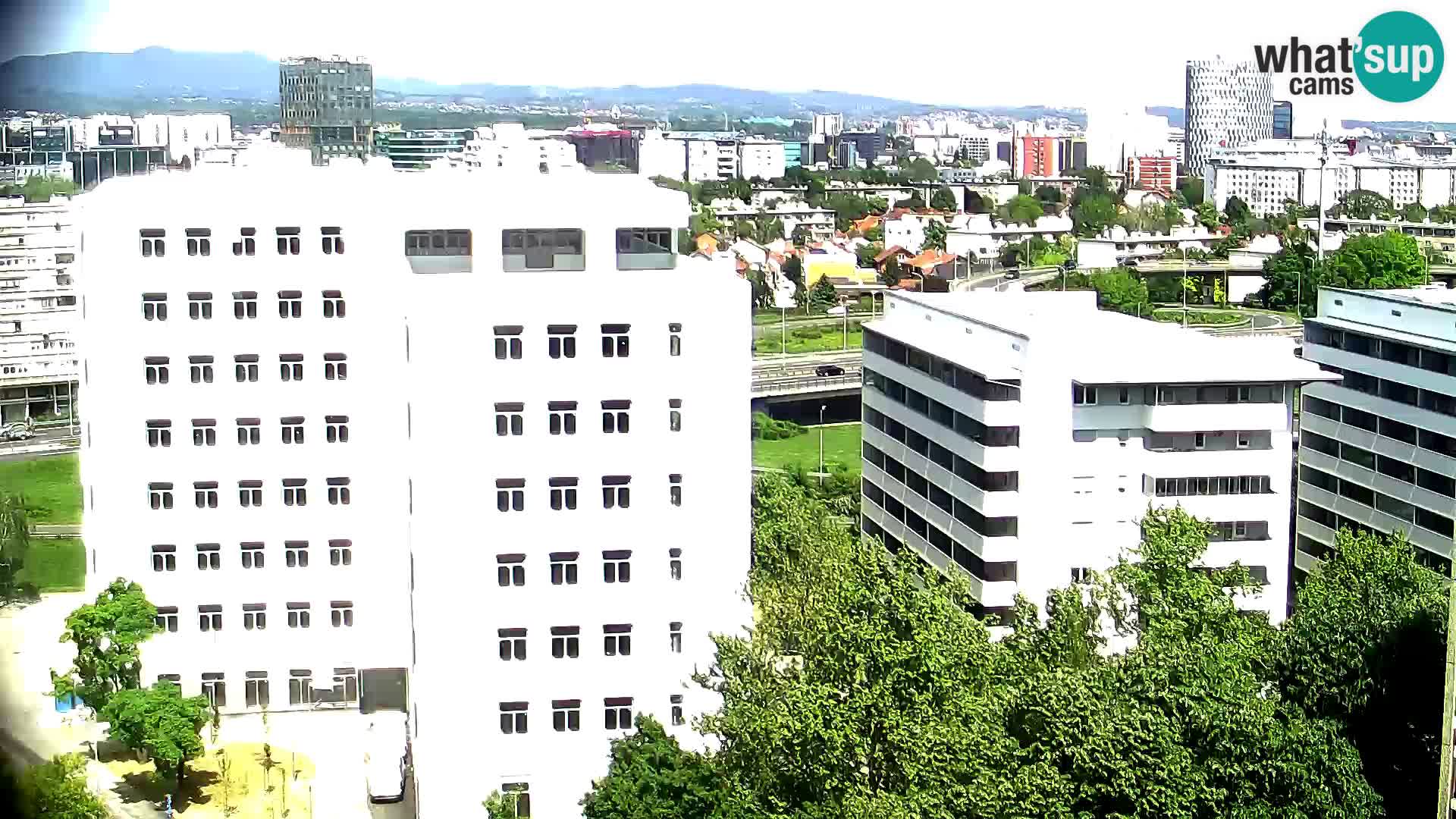 Rotatoria e incrocio viale Slavonska e Marin Držić  – webcam di Zagabria