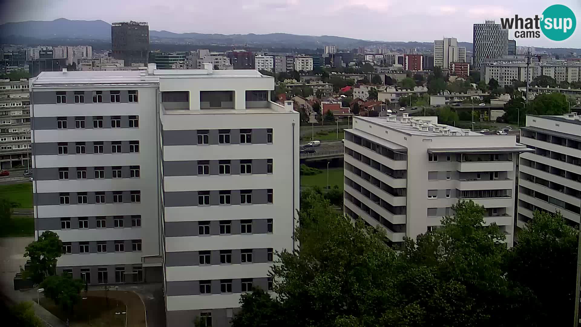 Krožišče Slavonske in Marin Držićeve ulice v Zagrebu v živo