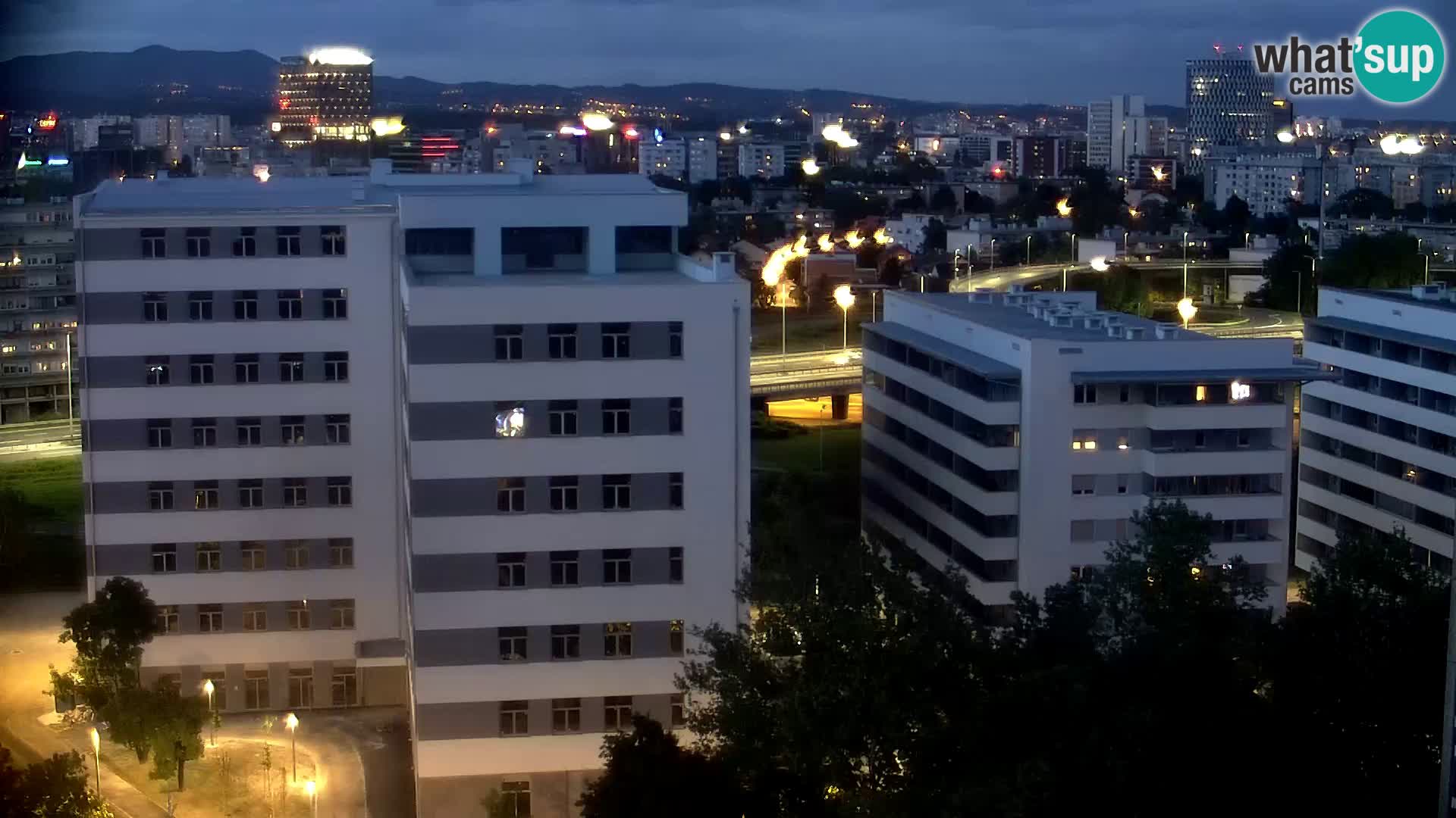 Rotatoria e incrocio viale Slavonska e Marin Držić  – webcam di Zagabria