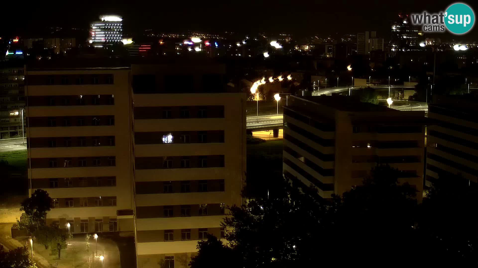 Krožišče Slavonske in Marin Držićeve ulice v Zagrebu v živo
