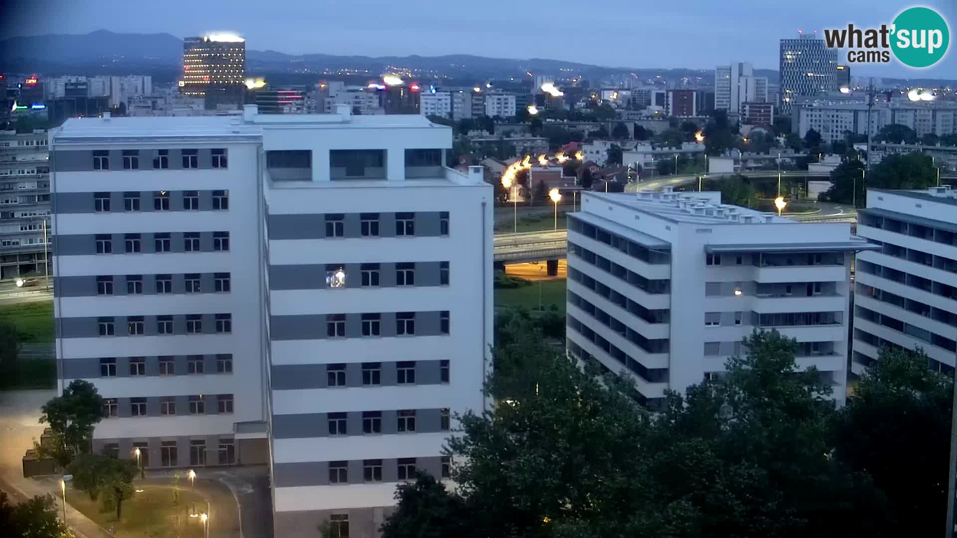 Rotatoria e incrocio viale Slavonska e Marin Držić  – webcam di Zagabria