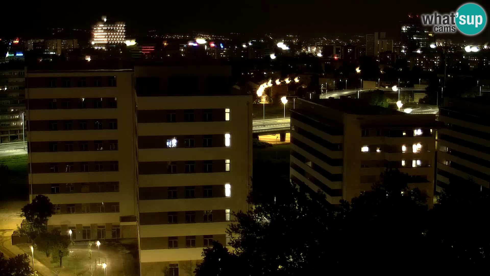 Krožišče Slavonske in Marin Držićeve ulice v Zagrebu v živo