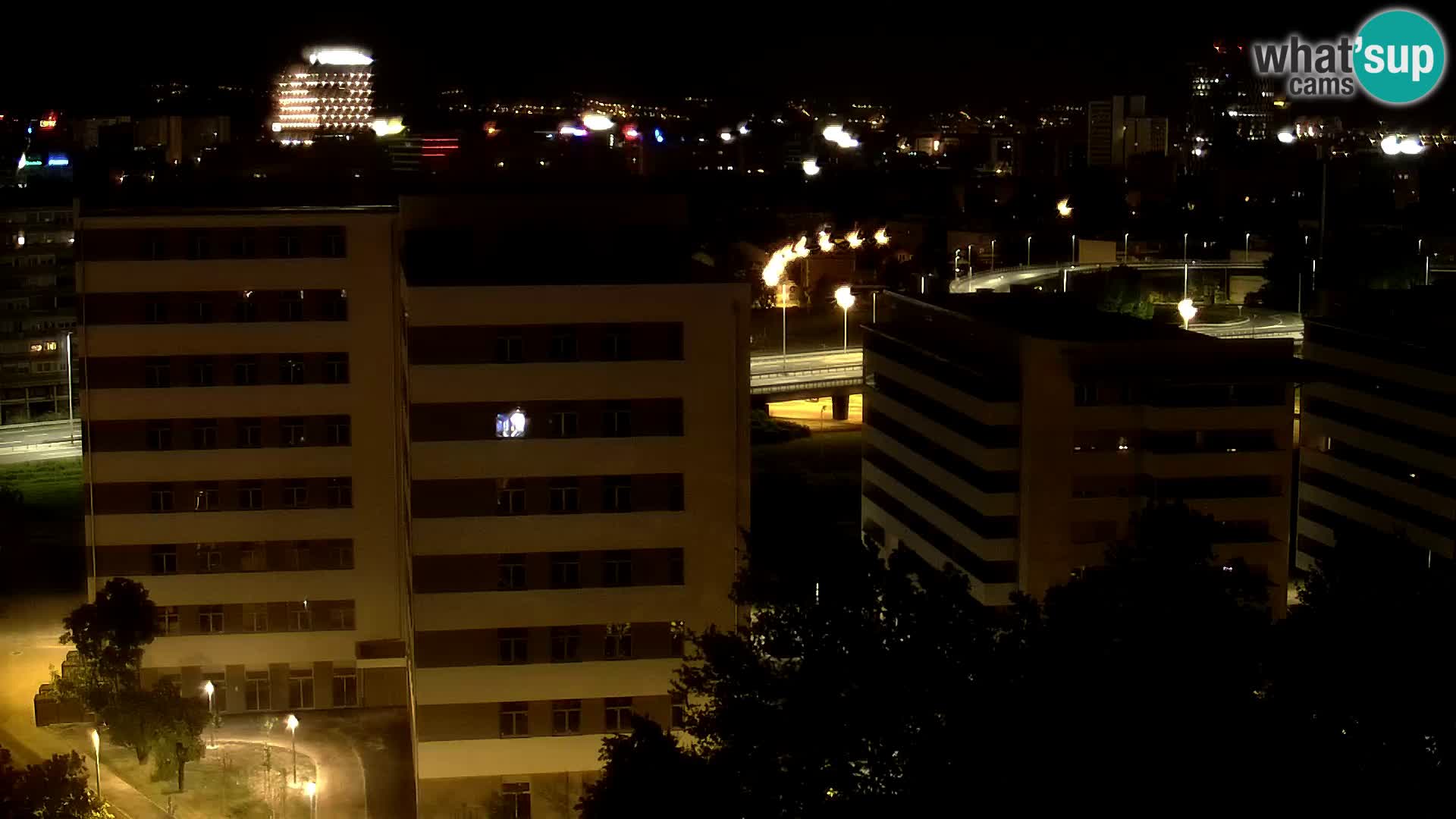 Krožišče Slavonske in Marin Držićeve ulice v Zagrebu v živo