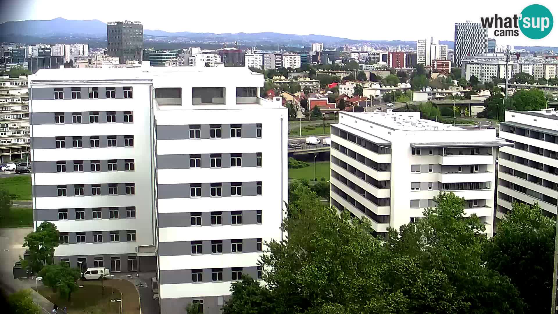 Live Interchange of Slavonska Avenue and Marin Držić Avenue in Zagreb webcam