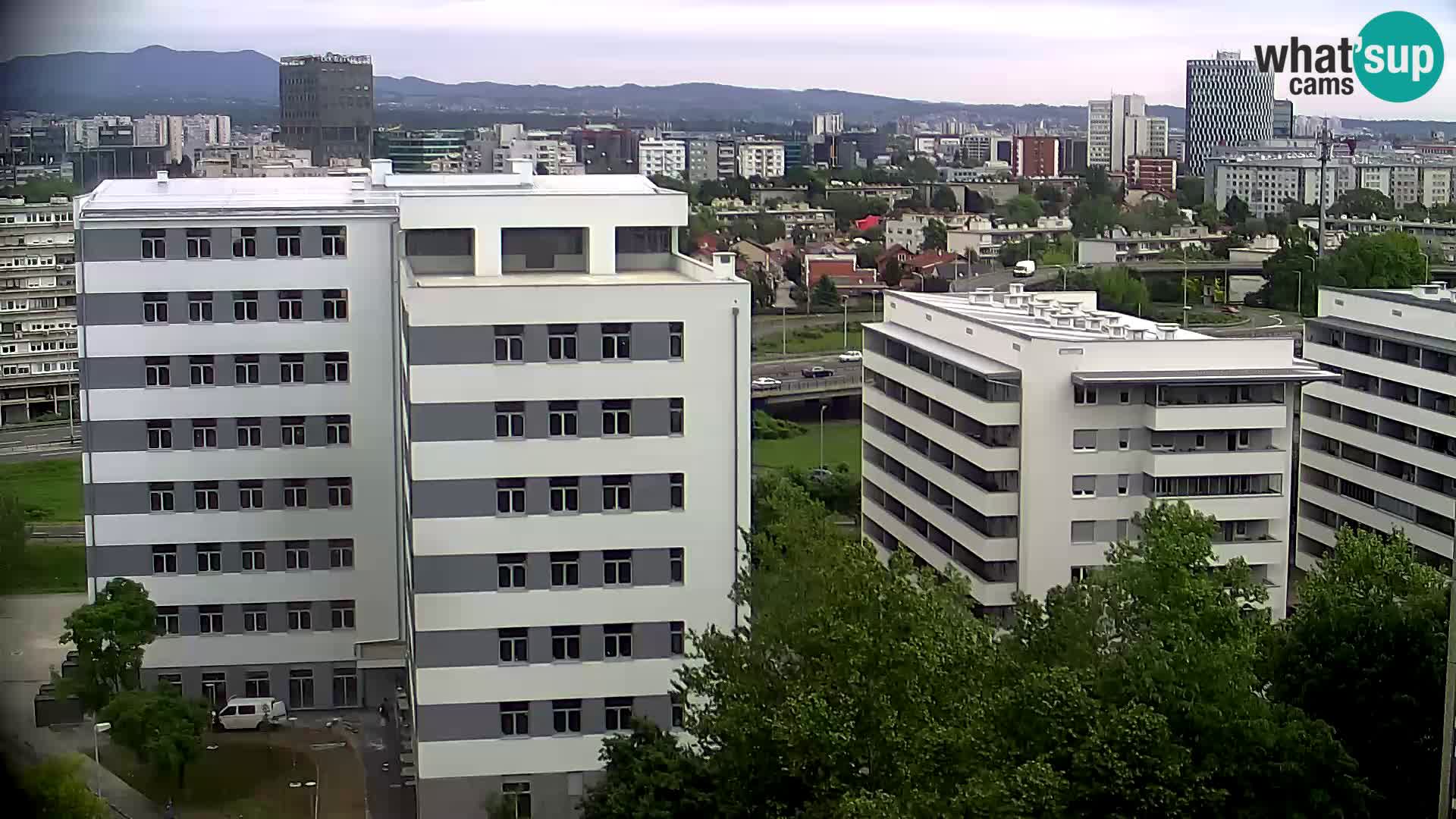 Krožišče Slavonske in Marin Držićeve ulice v Zagrebu v živo