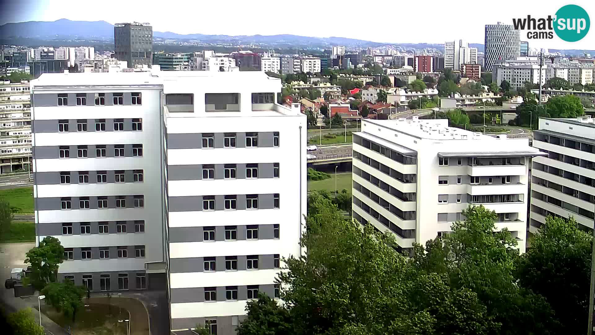Live Interchange of Slavonska Avenue and Marin Držić Avenue in Zagreb webcam