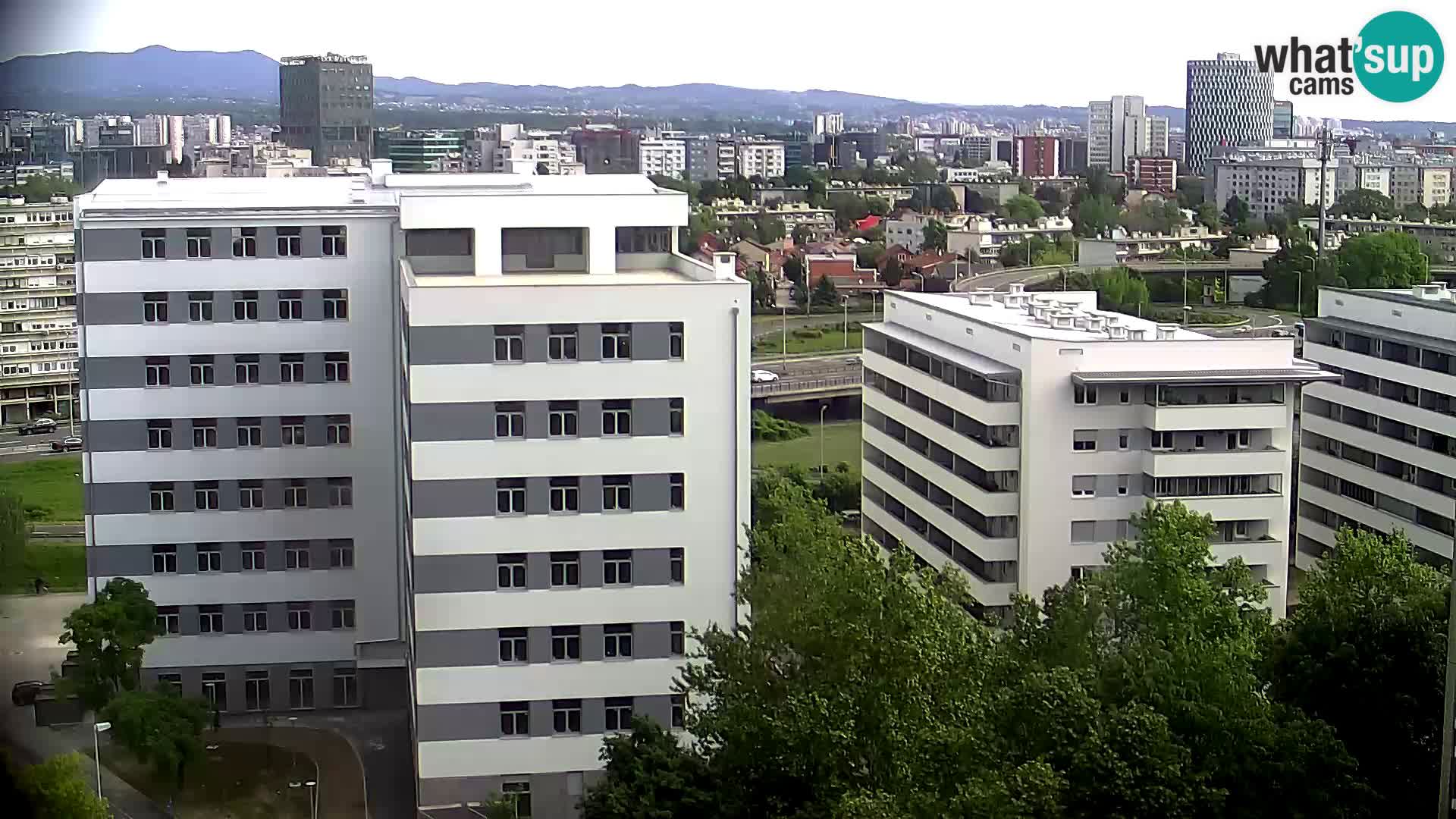 Rotatoria e incrocio viale Slavonska e Marin Držić  – webcam di Zagabria