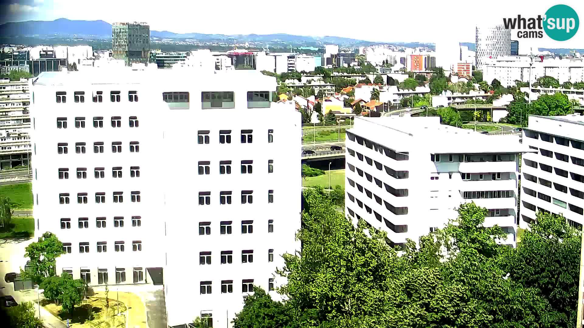 Rotatoria e incrocio viale Slavonska e Marin Držić  – webcam di Zagabria