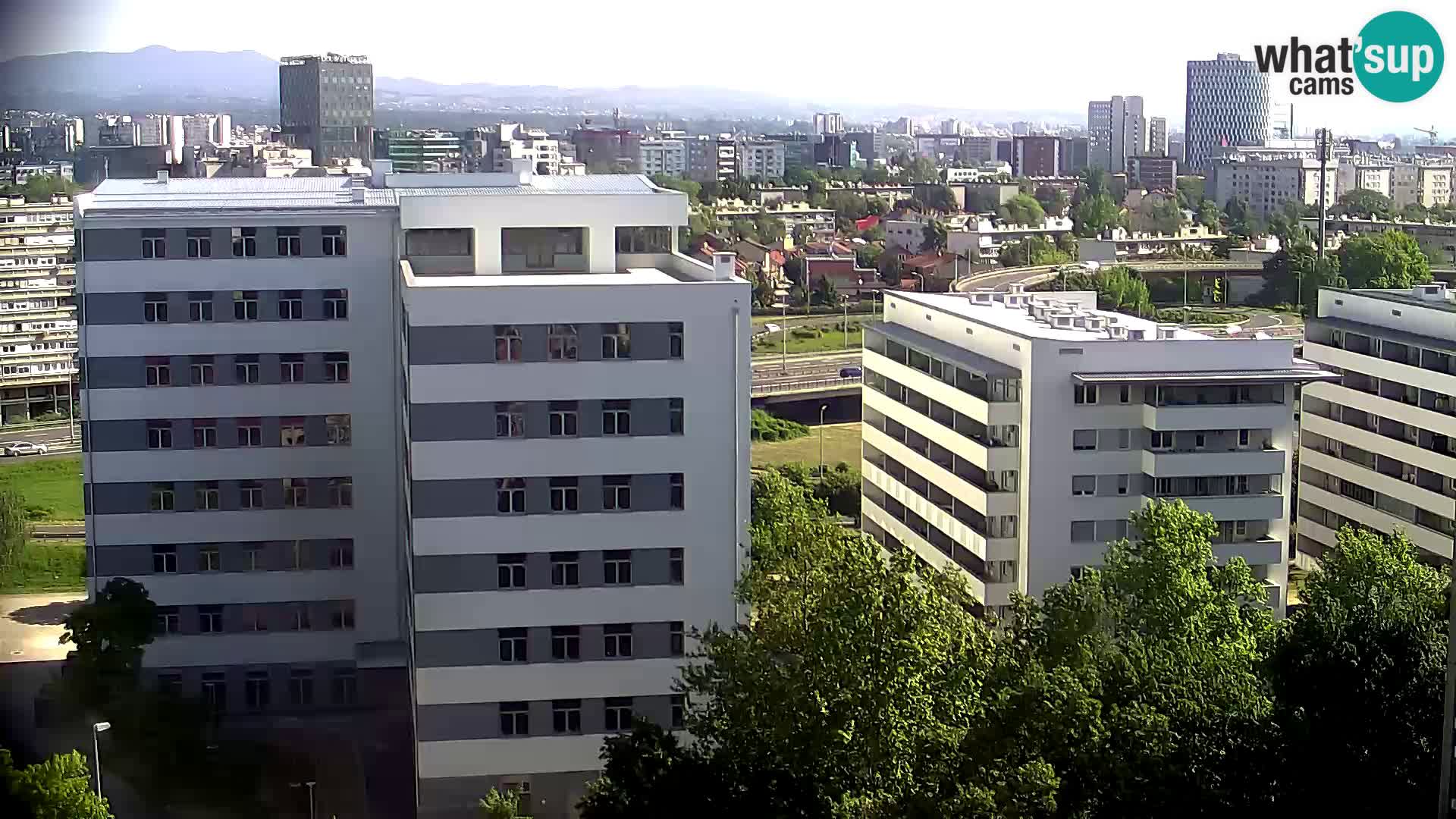 Live Interchange of Slavonska Avenue and Marin Držić Avenue in Zagreb webcam