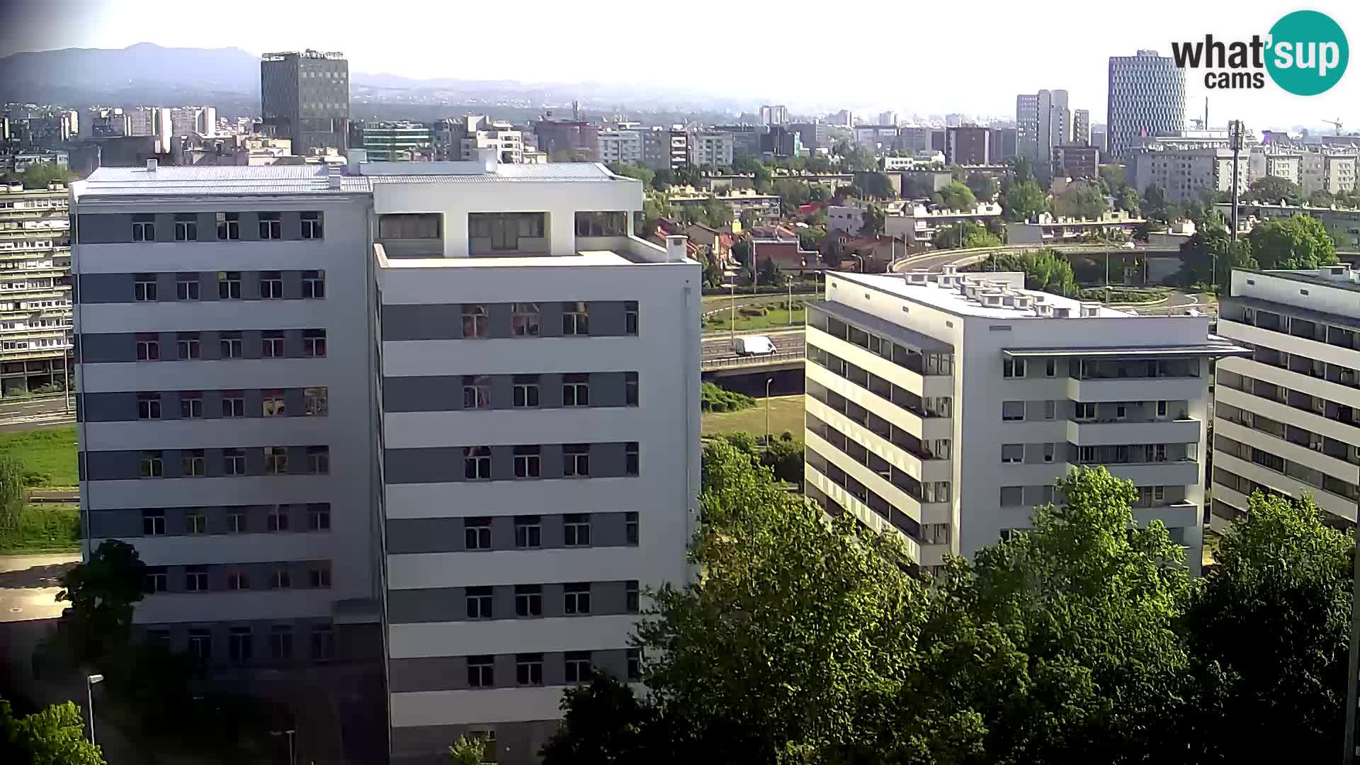 Live Interchange of Slavonska Avenue and Marin Držić Avenue in Zagreb webcam