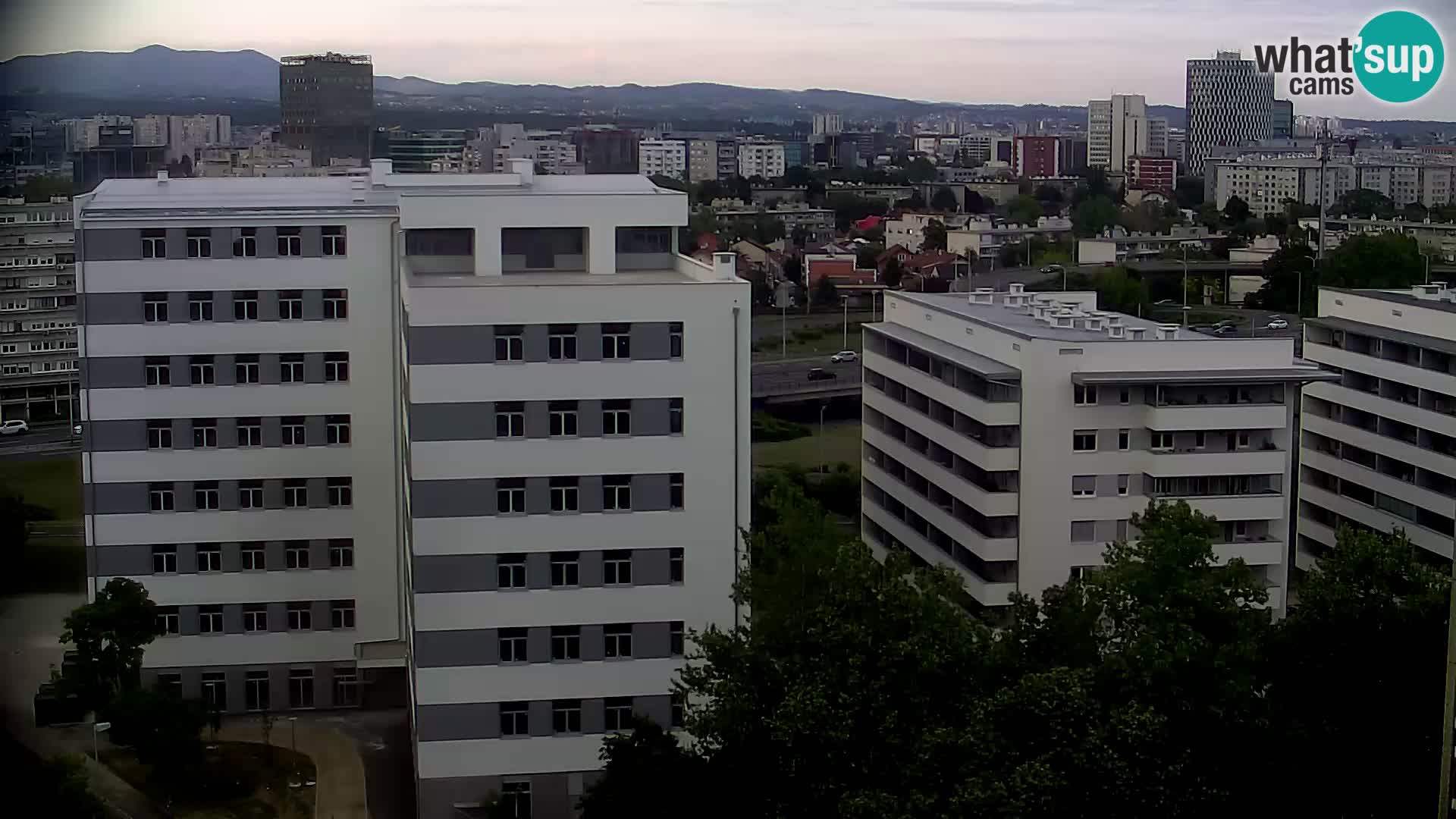 Rotatoria e incrocio viale Slavonska e Marin Držić  – webcam di Zagabria