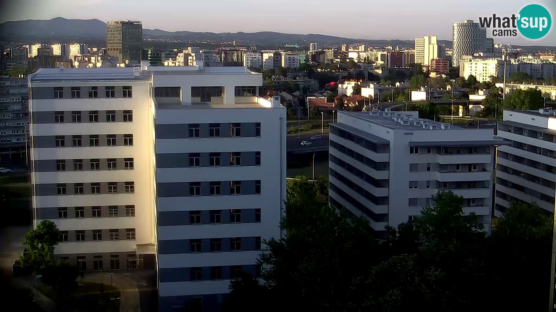 Rotatoria e incrocio viale Slavonska e Marin Držić  – webcam di Zagabria