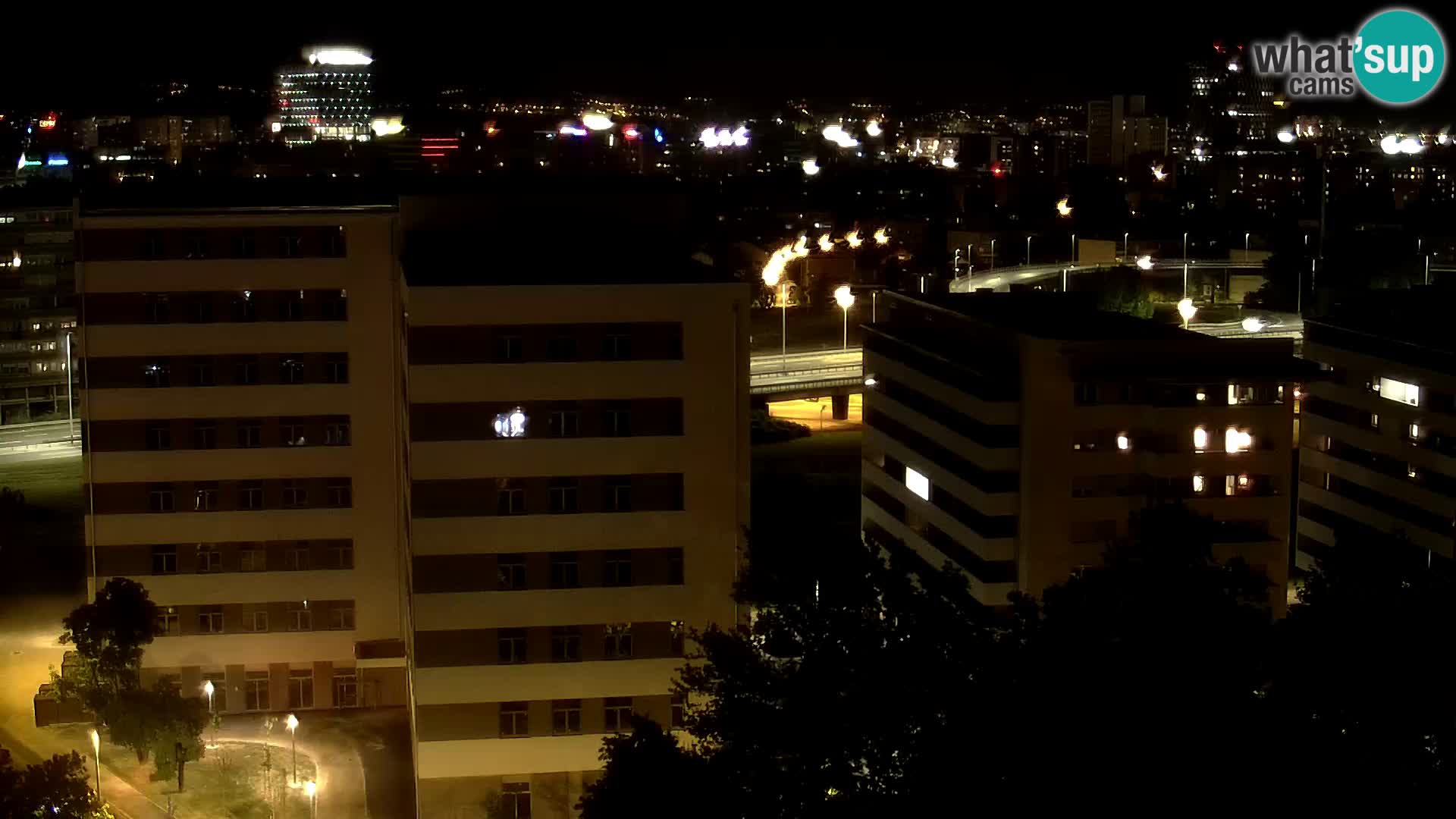 Krožišče Slavonske in Marin Držićeve ulice v Zagrebu v živo