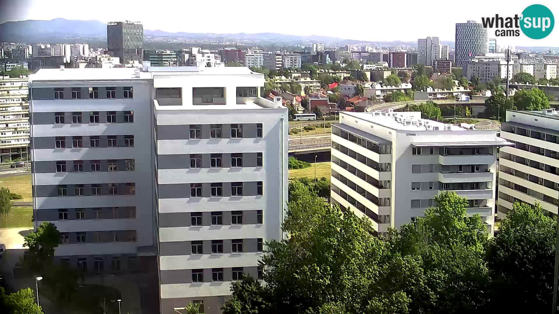 Live Interchange of Slavonska Avenue and Marin Držić Avenue in Zagreb webcam