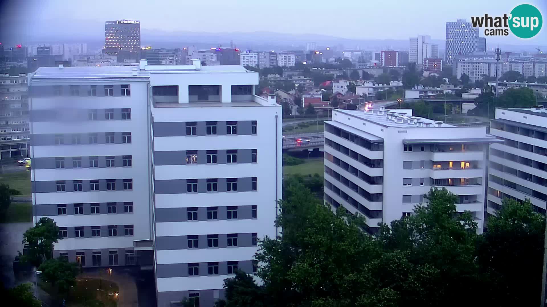 Live-Kreisverkehr Slavonska und Marin Držić Avenue zur Zagreb Webcam