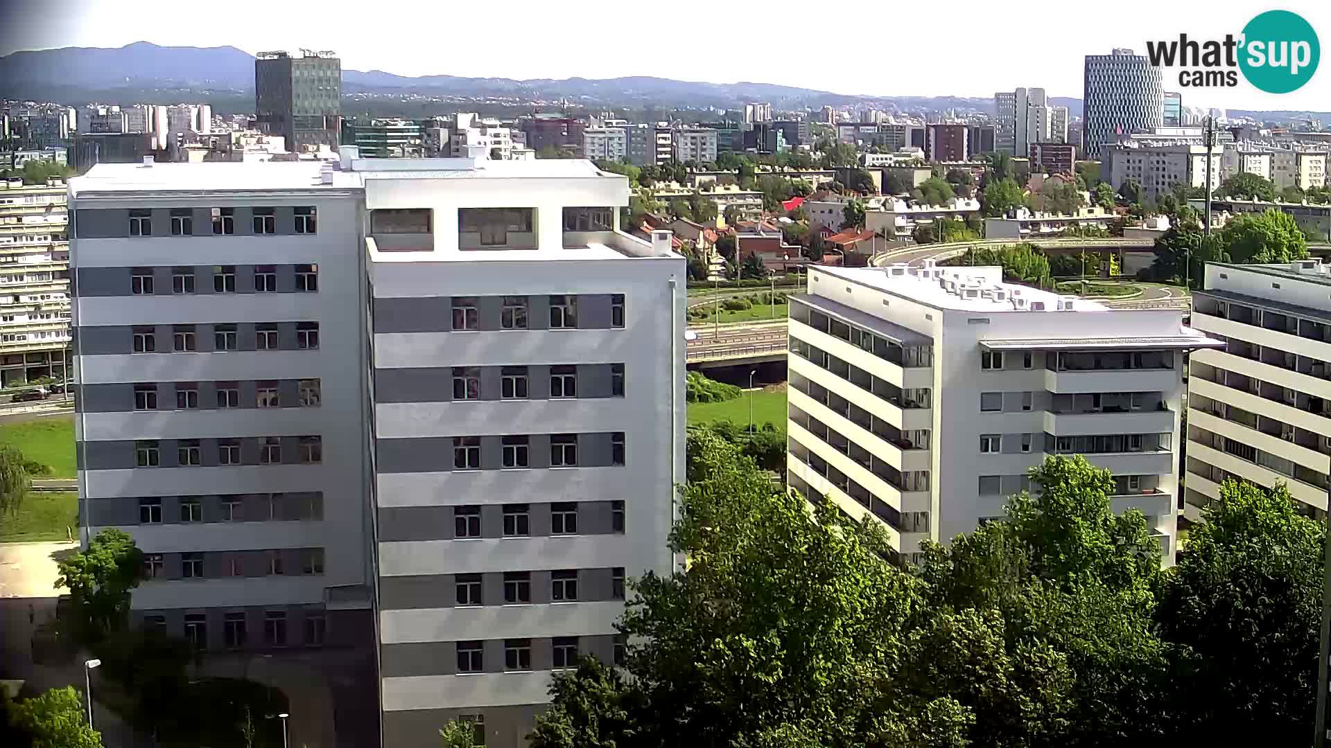 Live Interchange of Slavonska Avenue and Marin Držić Avenue in Zagreb webcam