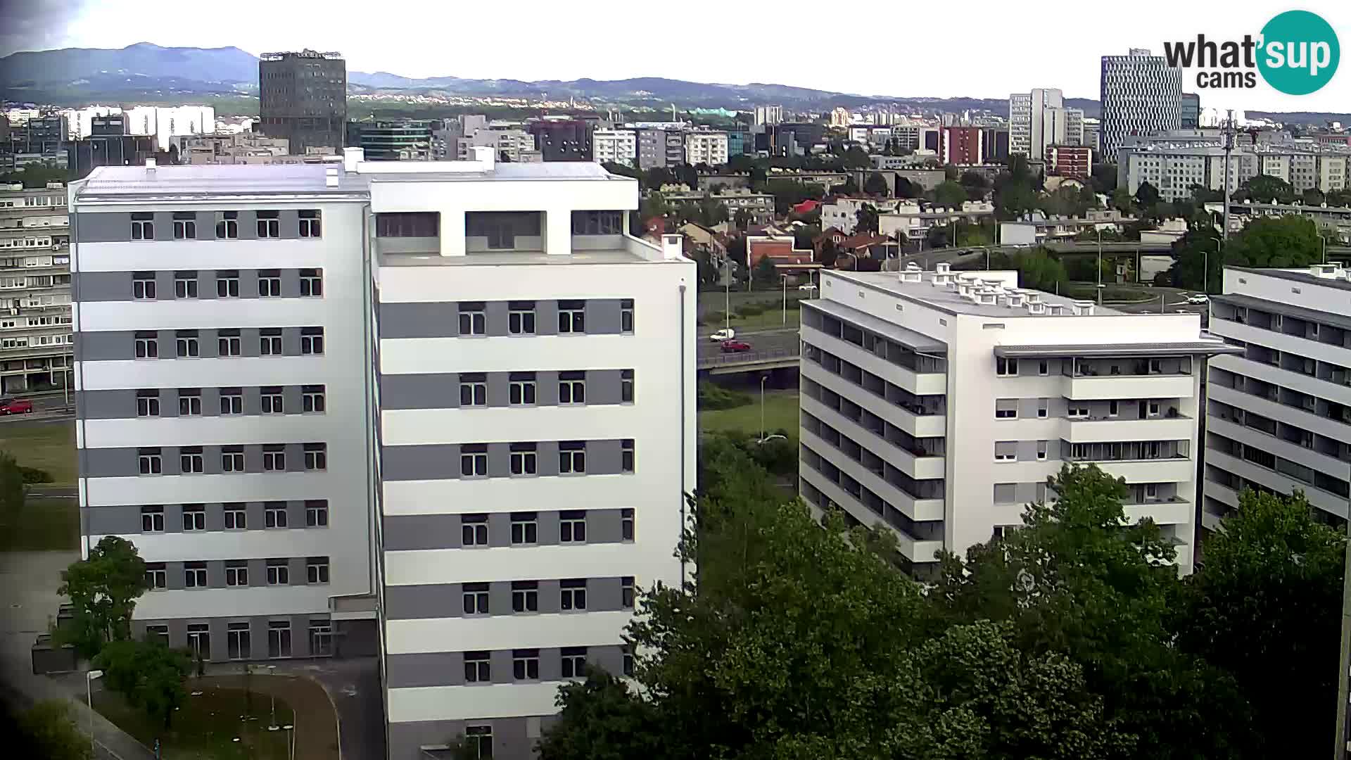 Krožišče Slavonske in Marin Držićeve ulice v Zagrebu v živo