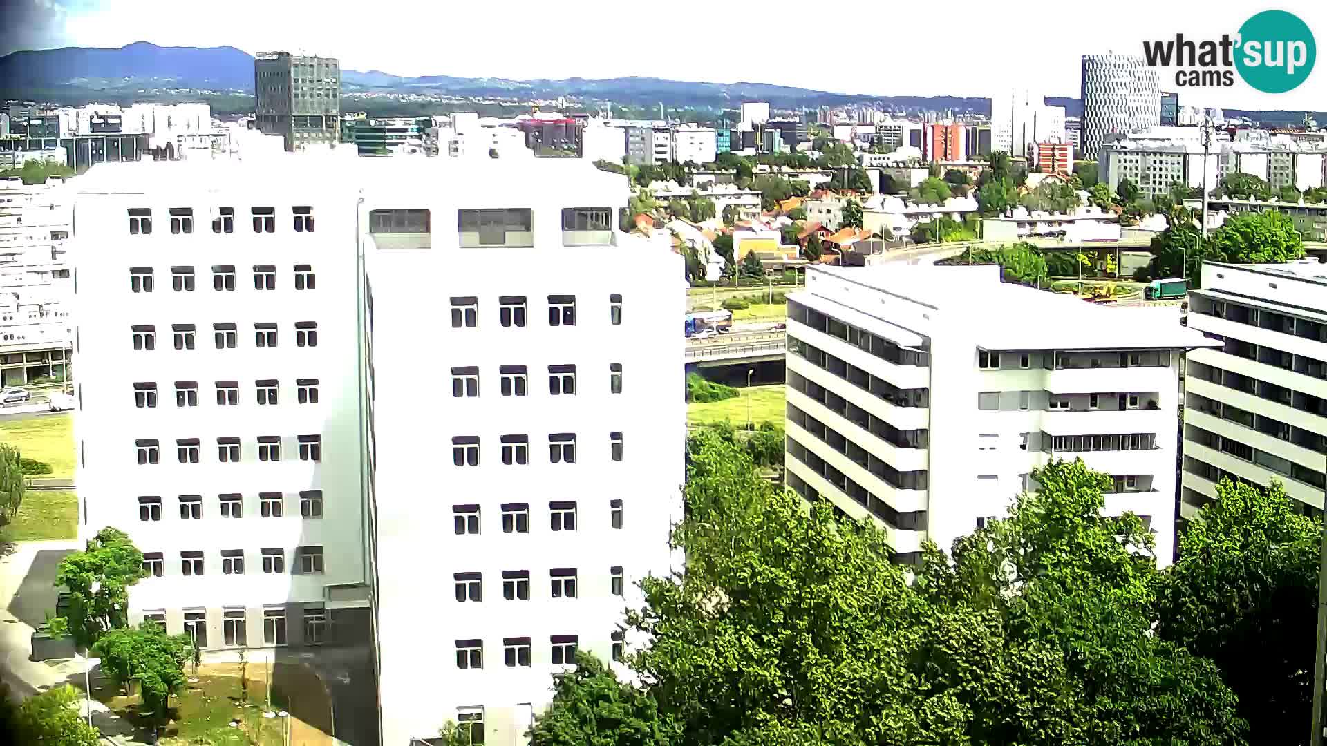 Rotatoria e incrocio viale Slavonska e Marin Držić  – webcam di Zagabria