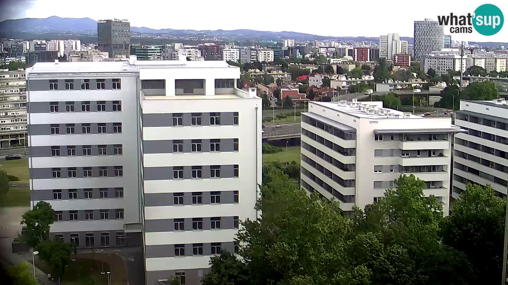 Live Interchange of Slavonska Avenue and Marin Držić Avenue in Zagreb webcam