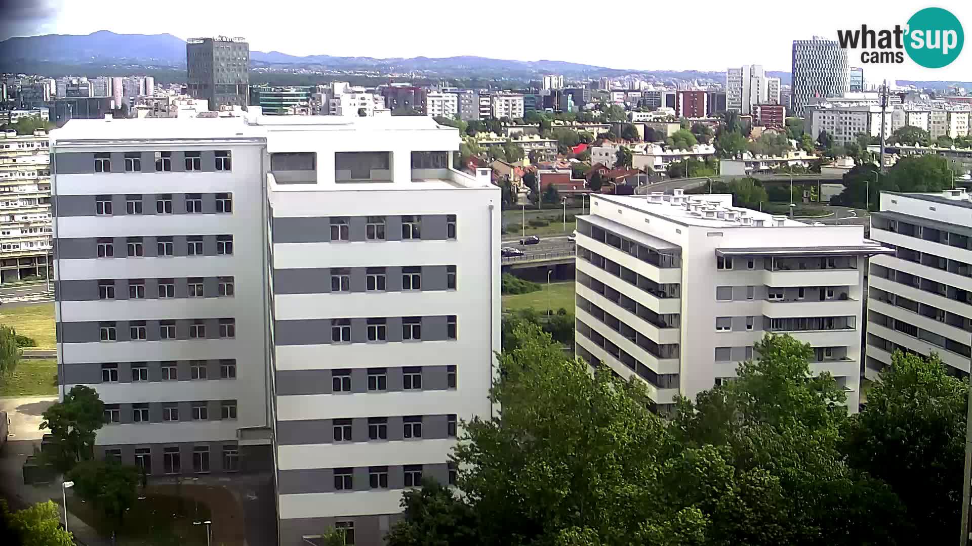 Live Interchange of Slavonska Avenue and Marin Držić Avenue in Zagreb webcam