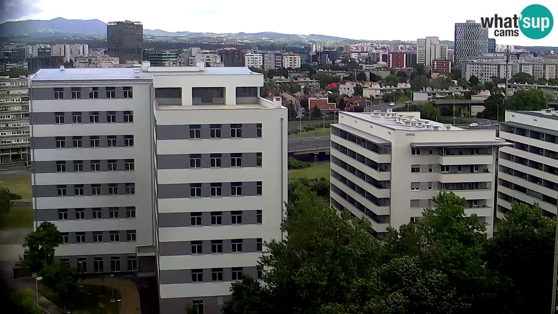 Rotatoria e incrocio viale Slavonska e Marin Držić  – webcam di Zagabria