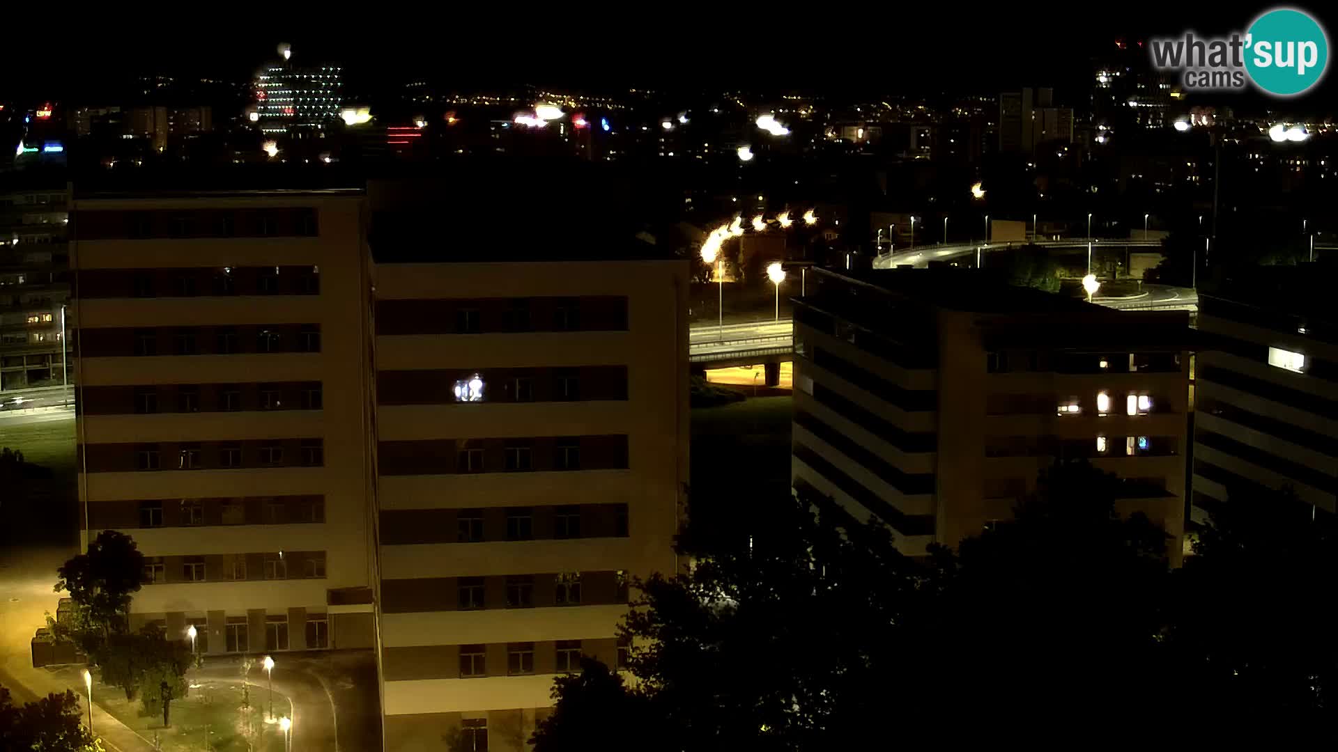 Krožišče Slavonske in Marin Držićeve ulice v Zagrebu v živo