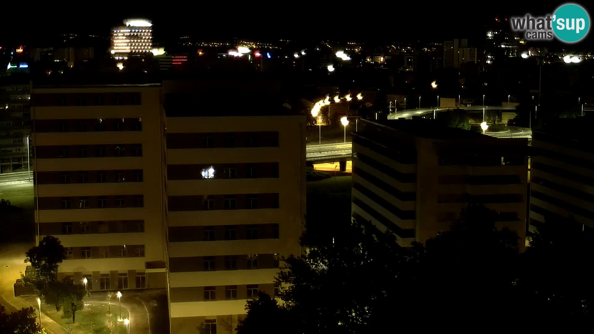Krožišče Slavonske in Marin Držićeve ulice v Zagrebu v živo
