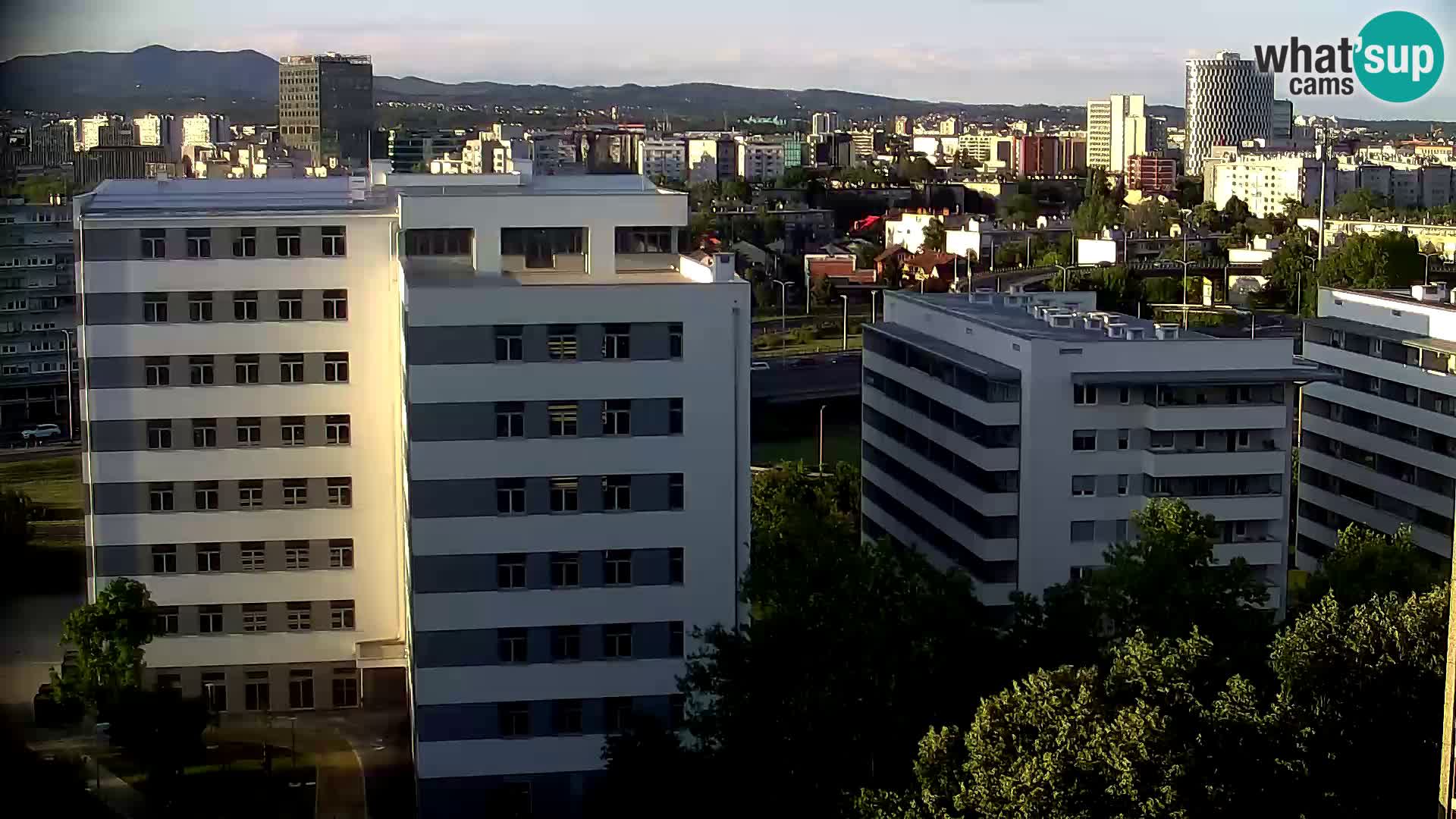 Rotatoria e incrocio viale Slavonska e Marin Držić  – webcam di Zagabria