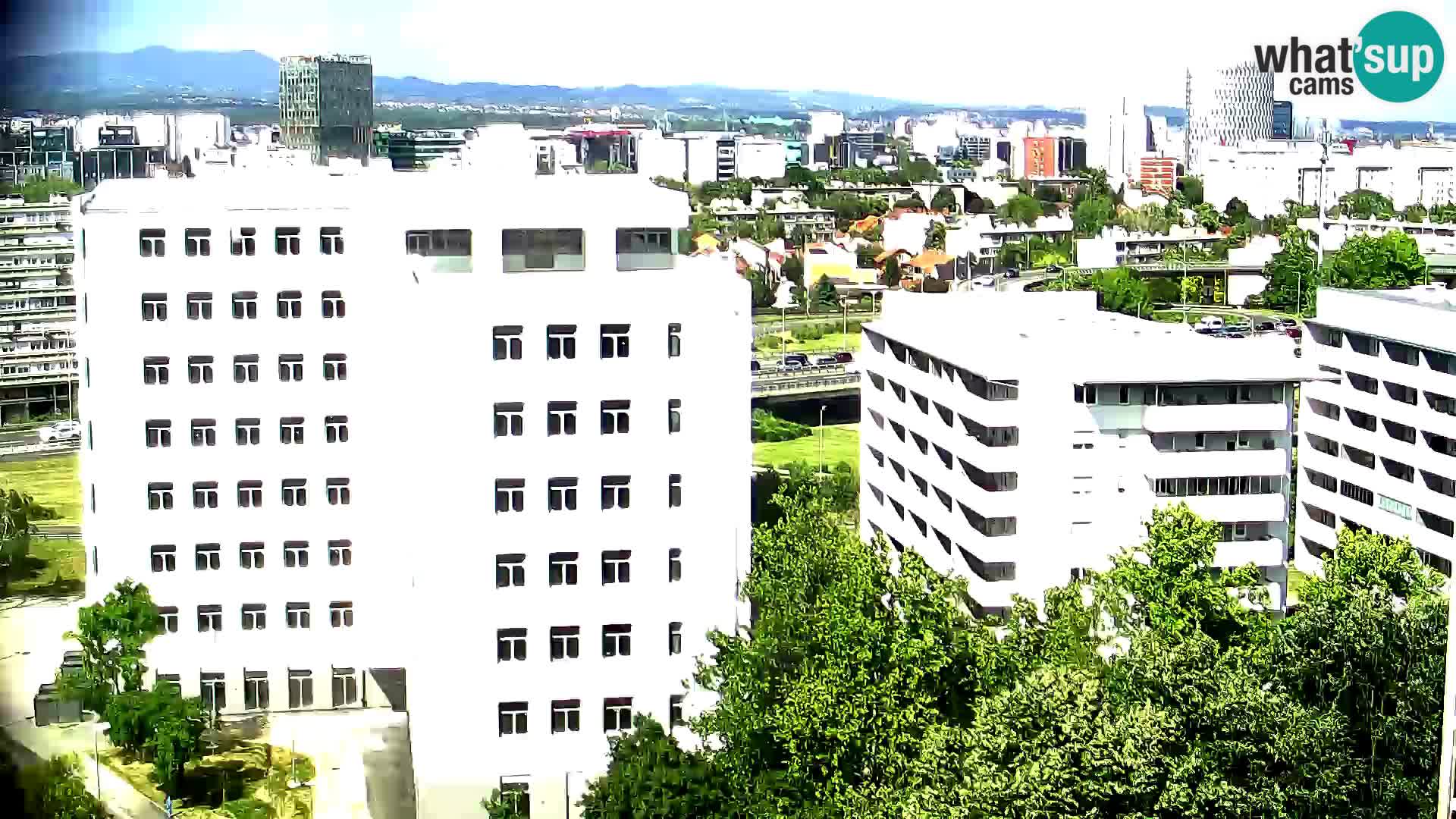 Krožišče Slavonske in Marin Držićeve ulice v Zagrebu v živo