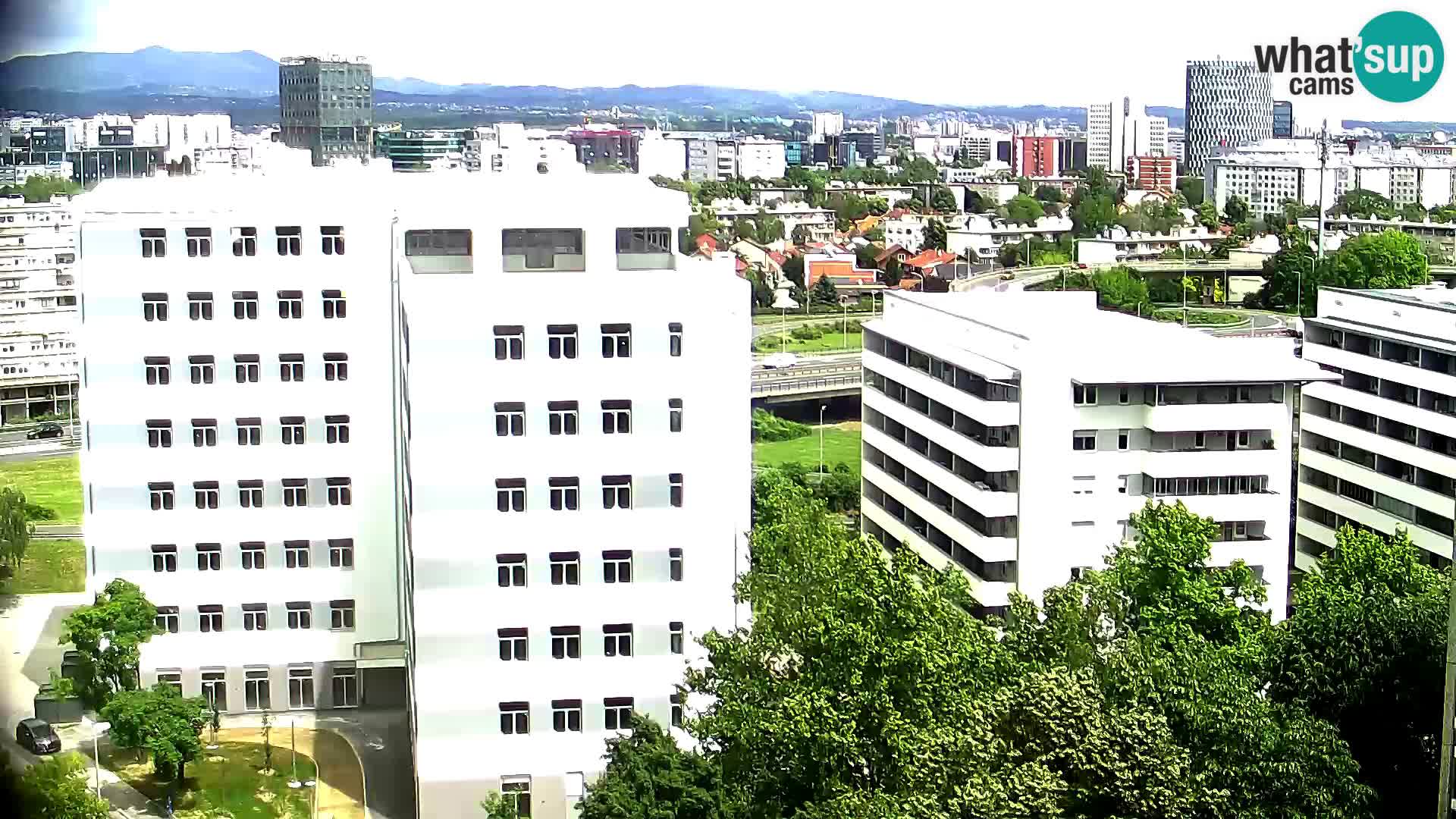 Rotatoria e incrocio viale Slavonska e Marin Držić  – webcam di Zagabria