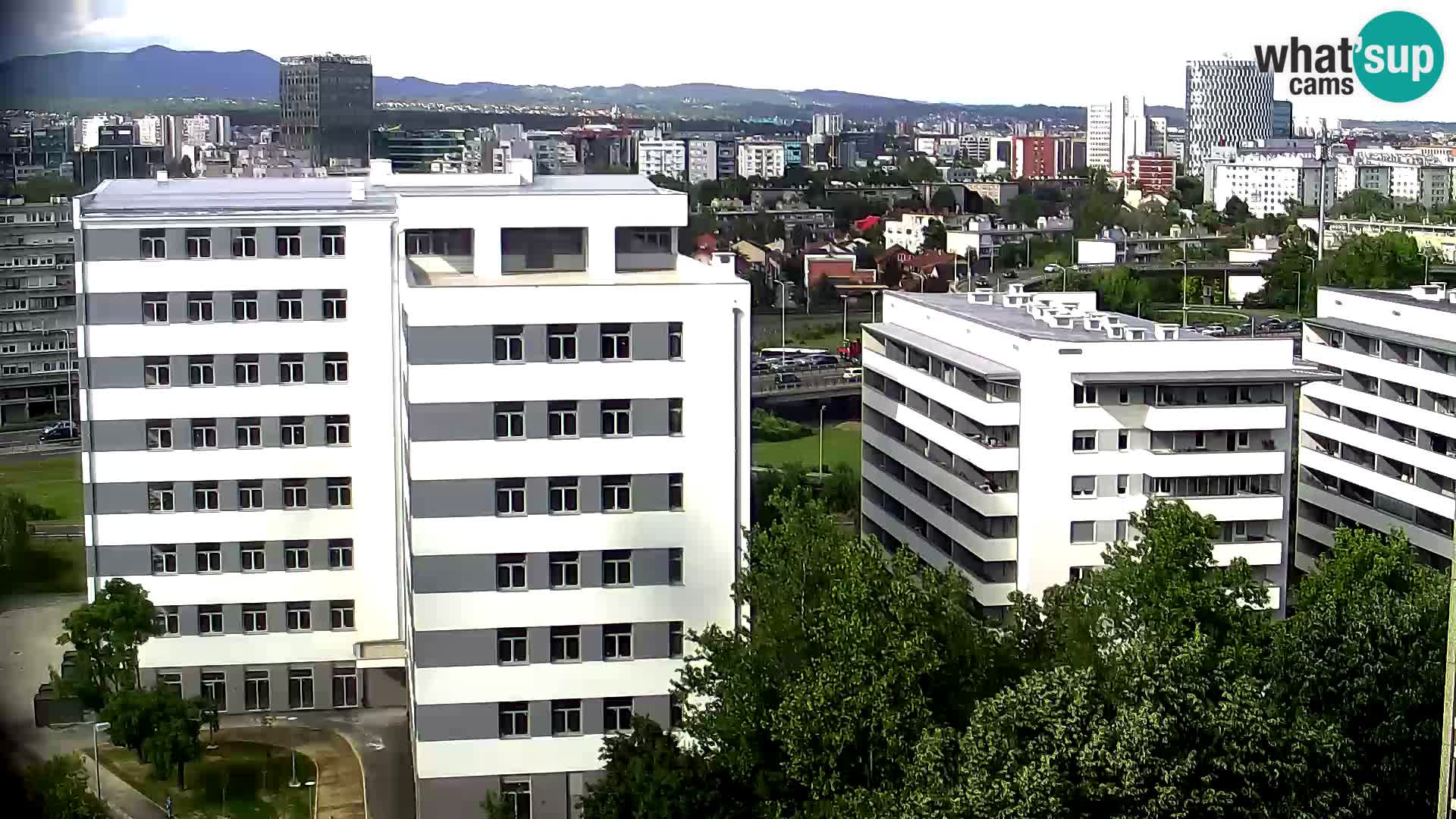 Live Interchange of Slavonska Avenue and Marin Držić Avenue in Zagreb webcam