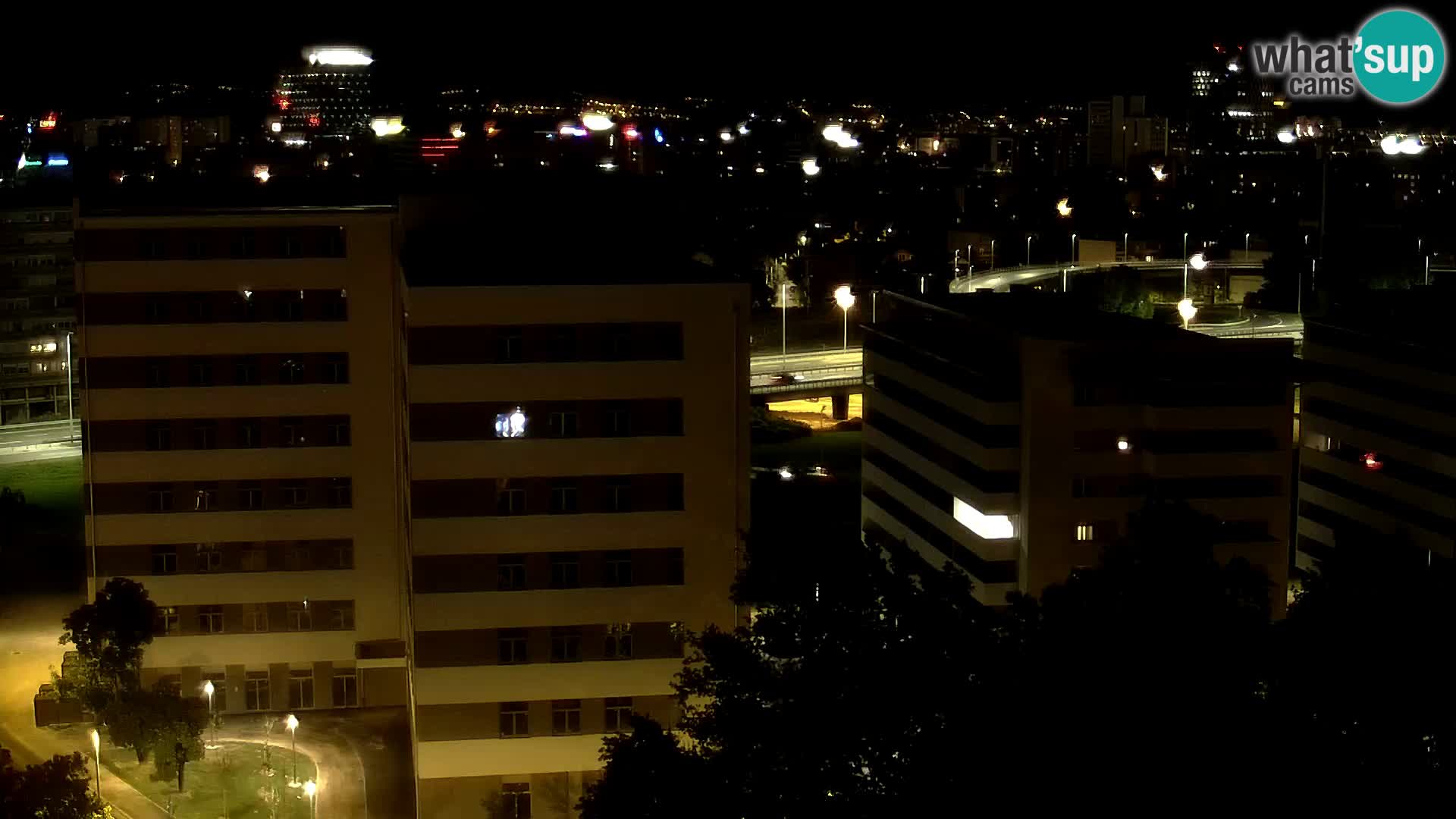 Krožišče Slavonske in Marin Držićeve ulice v Zagrebu v živo