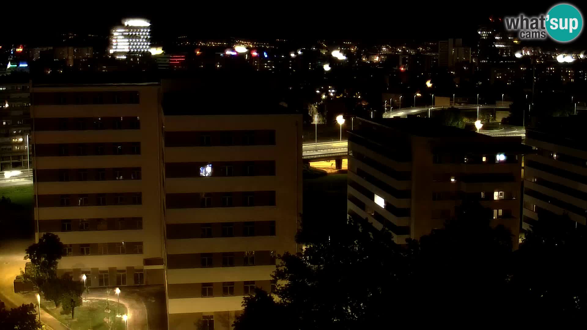 Krožišče Slavonske in Marin Držićeve ulice v Zagrebu v živo