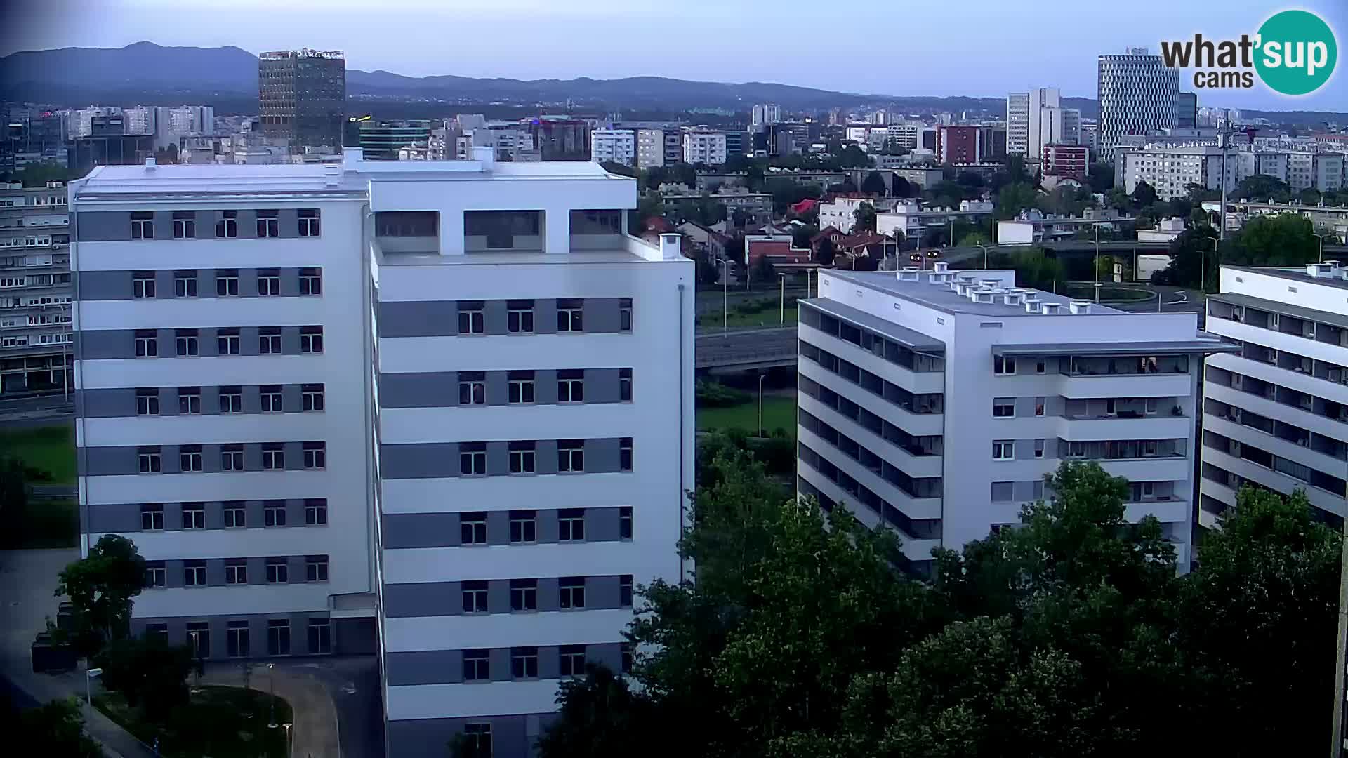 Live-Kreisverkehr Slavonska und Marin Držić Avenue zur Zagreb Webcam