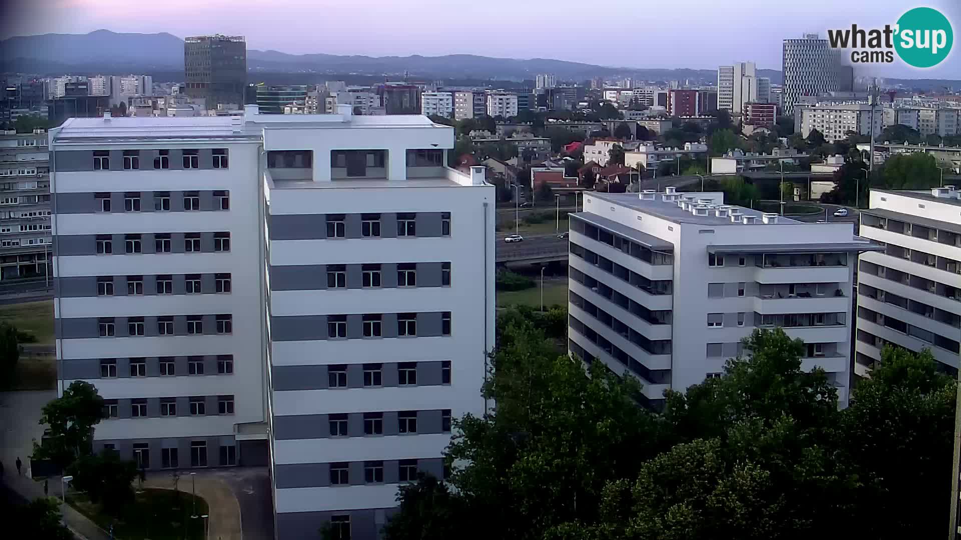 Live Interchange of Slavonska Avenue and Marin Držić Avenue in Zagreb webcam