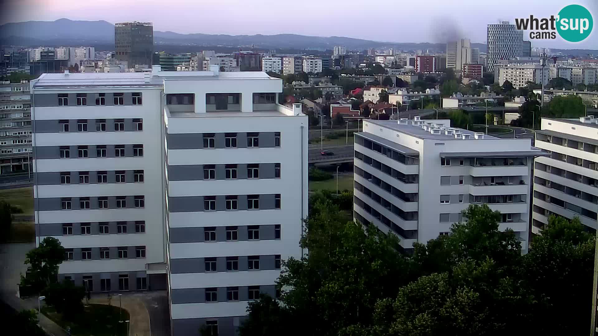 Live Interchange of Slavonska Avenue and Marin Držić Avenue in Zagreb webcam