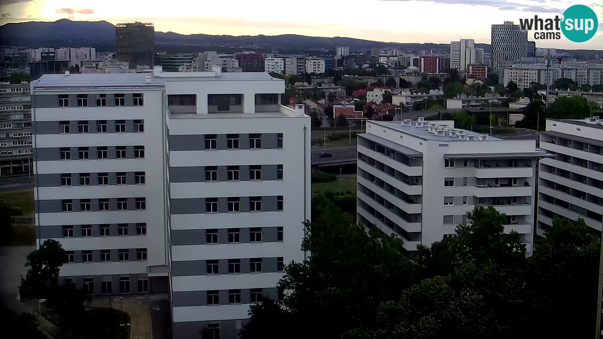 Live Interchange of Slavonska Avenue and Marin Držić Avenue in Zagreb webcam