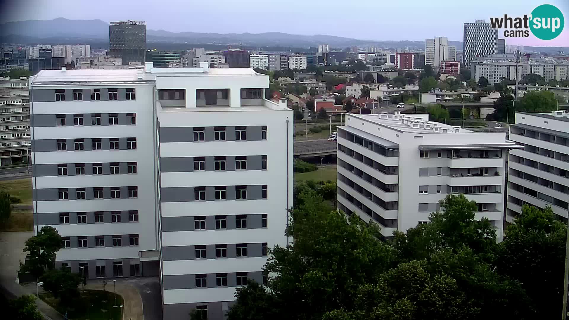 Rotatoria e incrocio viale Slavonska e Marin Držić  – webcam di Zagabria