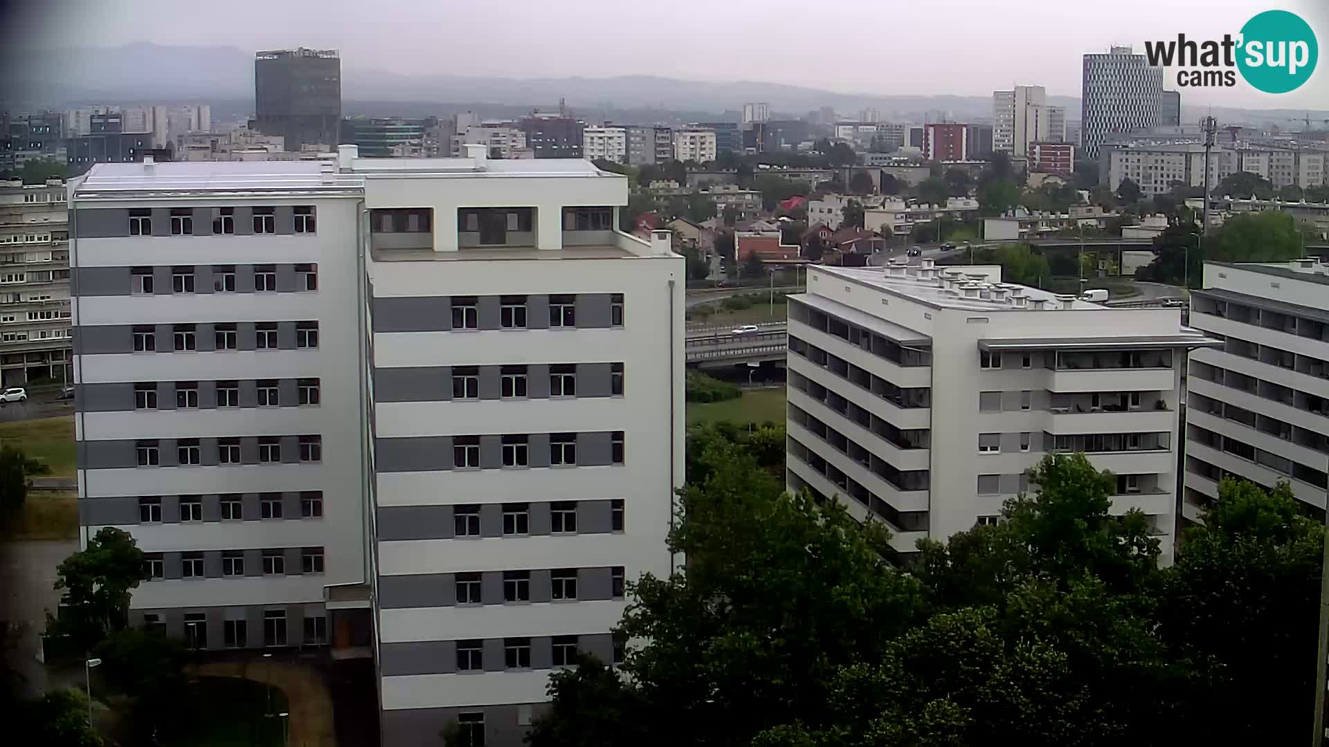 Web kamera Petlja Slavonska – Držićeva  – Zagreb Live