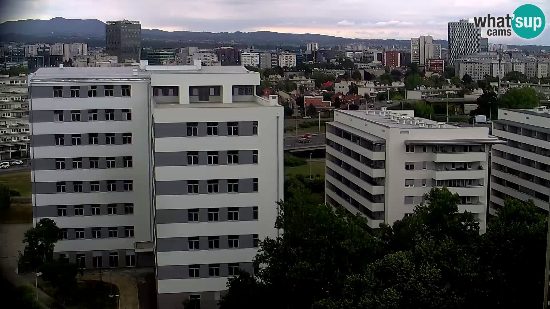 Krožišče Slavonske in Marin Držićeve ulice v Zagrebu v živo