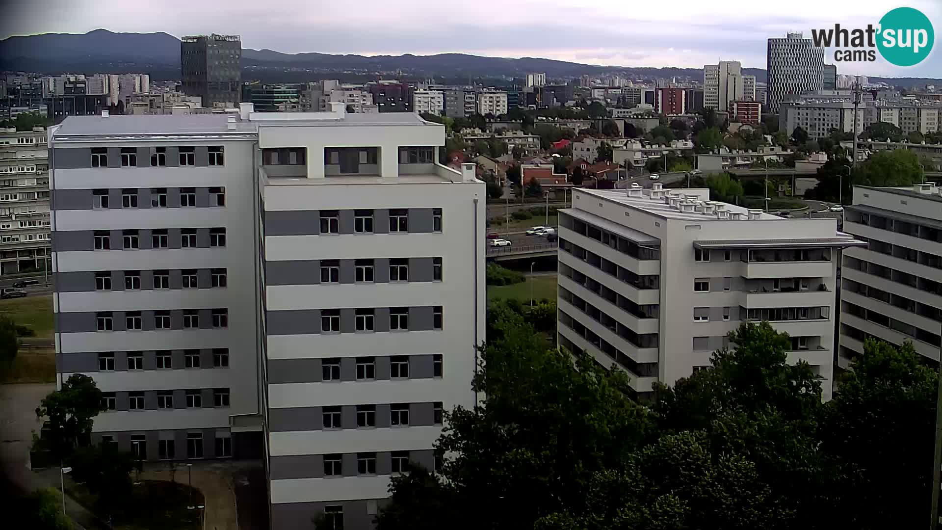 Live Interchange of Slavonska Avenue and Marin Držić Avenue in Zagreb webcam