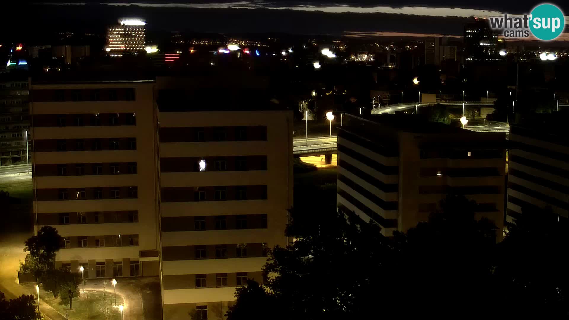 Rotatoria e incrocio viale Slavonska e Marin Držić  – webcam di Zagabria