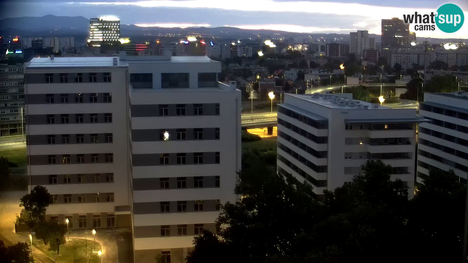 Live Interchange of Slavonska Avenue and Marin Držić Avenue in Zagreb webcam