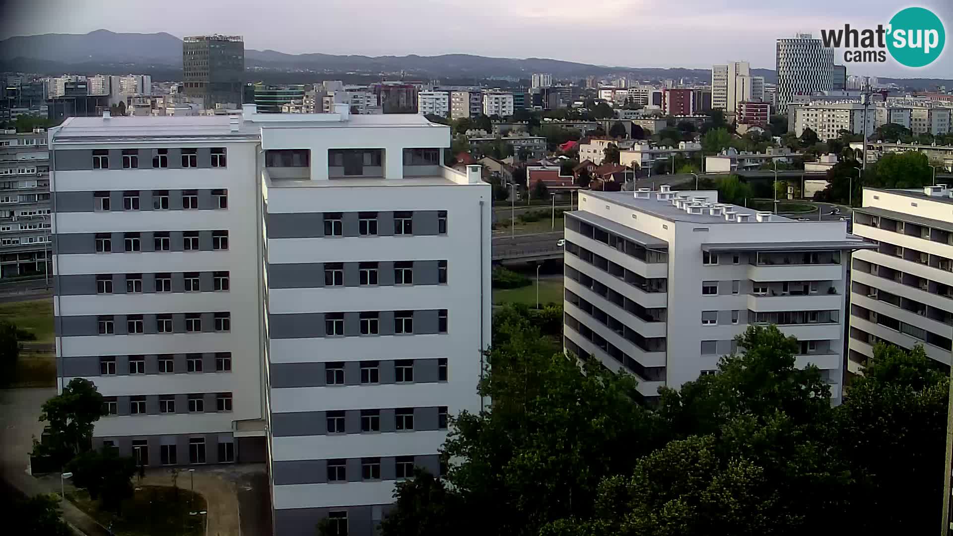 Live Interchange of Slavonska Avenue and Marin Držić Avenue in Zagreb webcam
