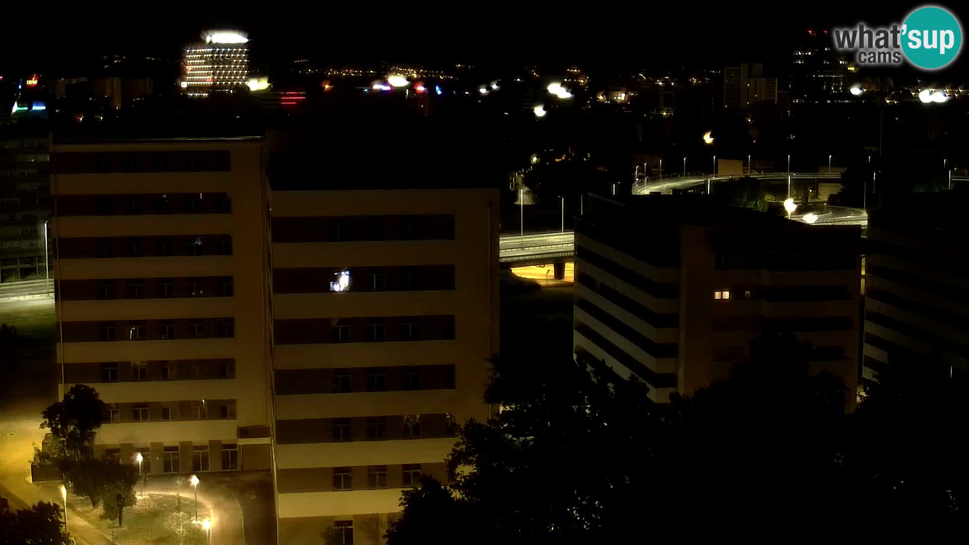 Krožišče Slavonske in Marin Držićeve ulice v Zagrebu v živo