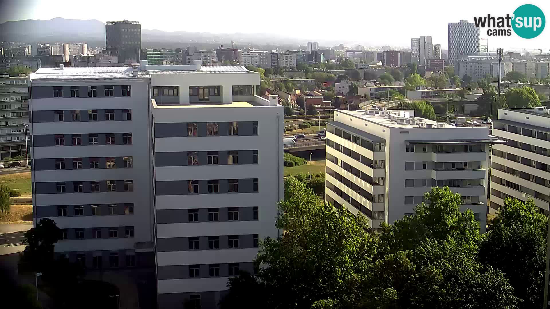 Live Interchange of Slavonska Avenue and Marin Držić Avenue in Zagreb webcam